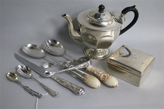 A silver octagonal urn-shaped teapot, a silver cigarette box, a teaspoon with rifle handle and sundries,